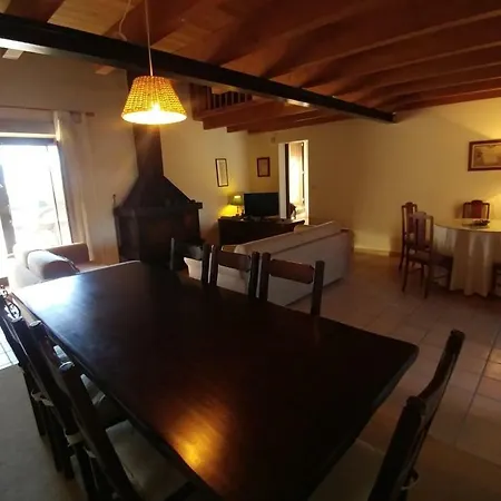 Εξοχικό σπίτι Casa Do Chafariz *